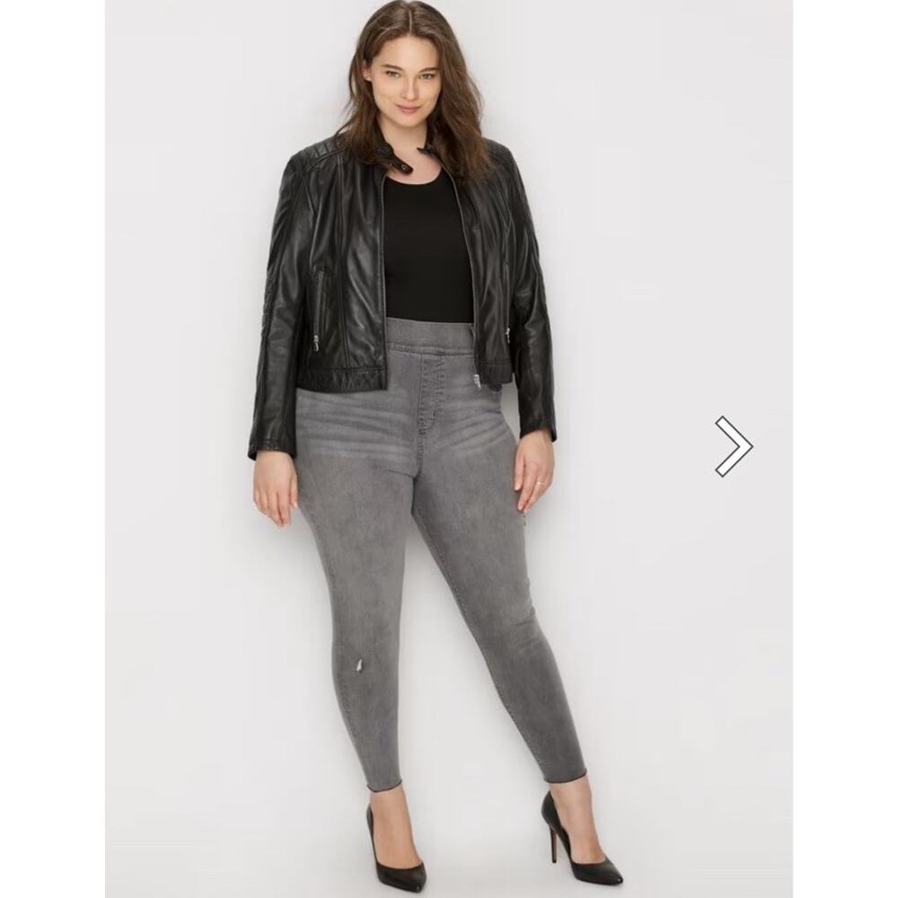 SPANX Women's Distressed Denim Skinny Pants in Vintage Grey. Size XL